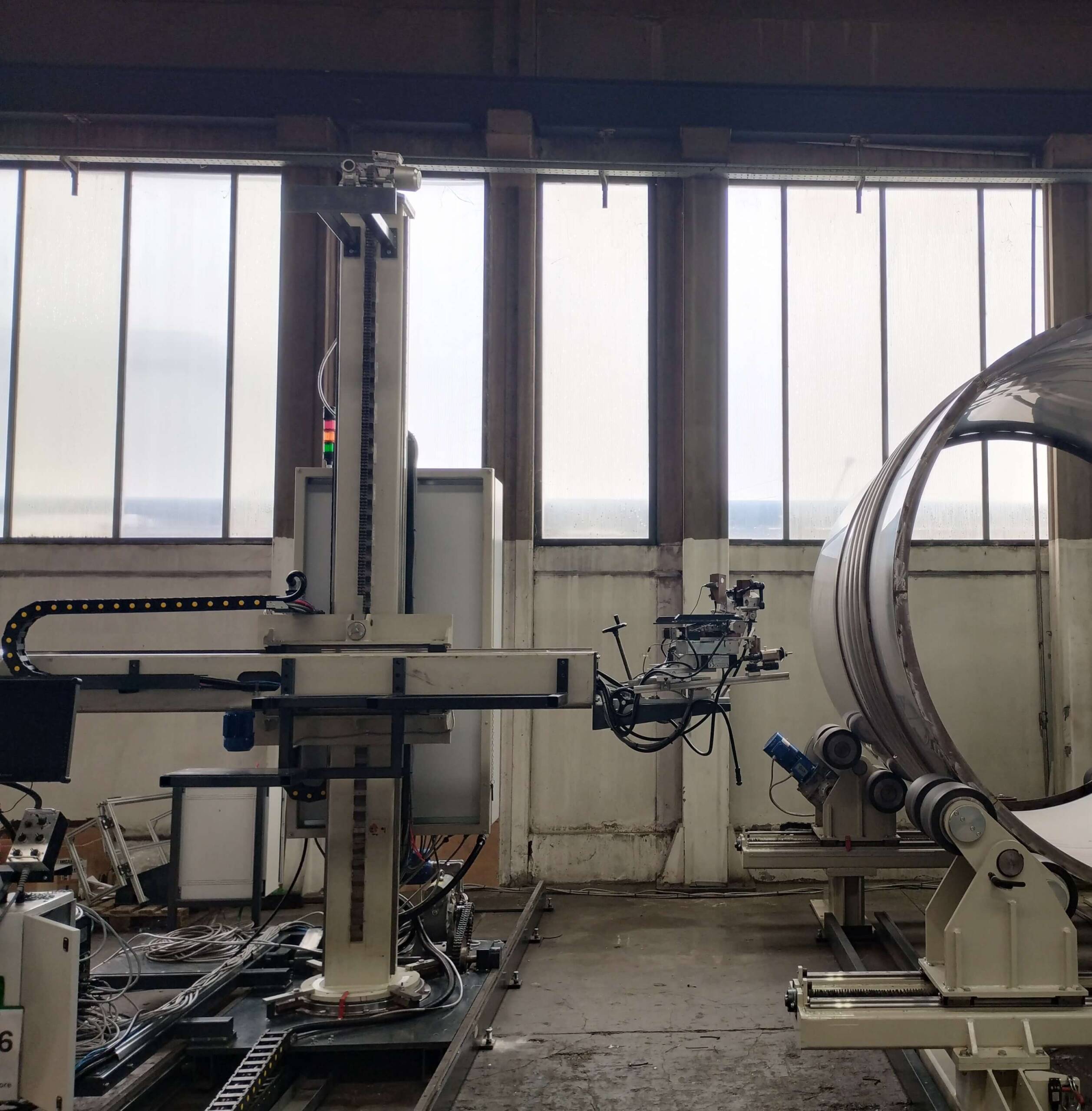 Half pipe manipulator